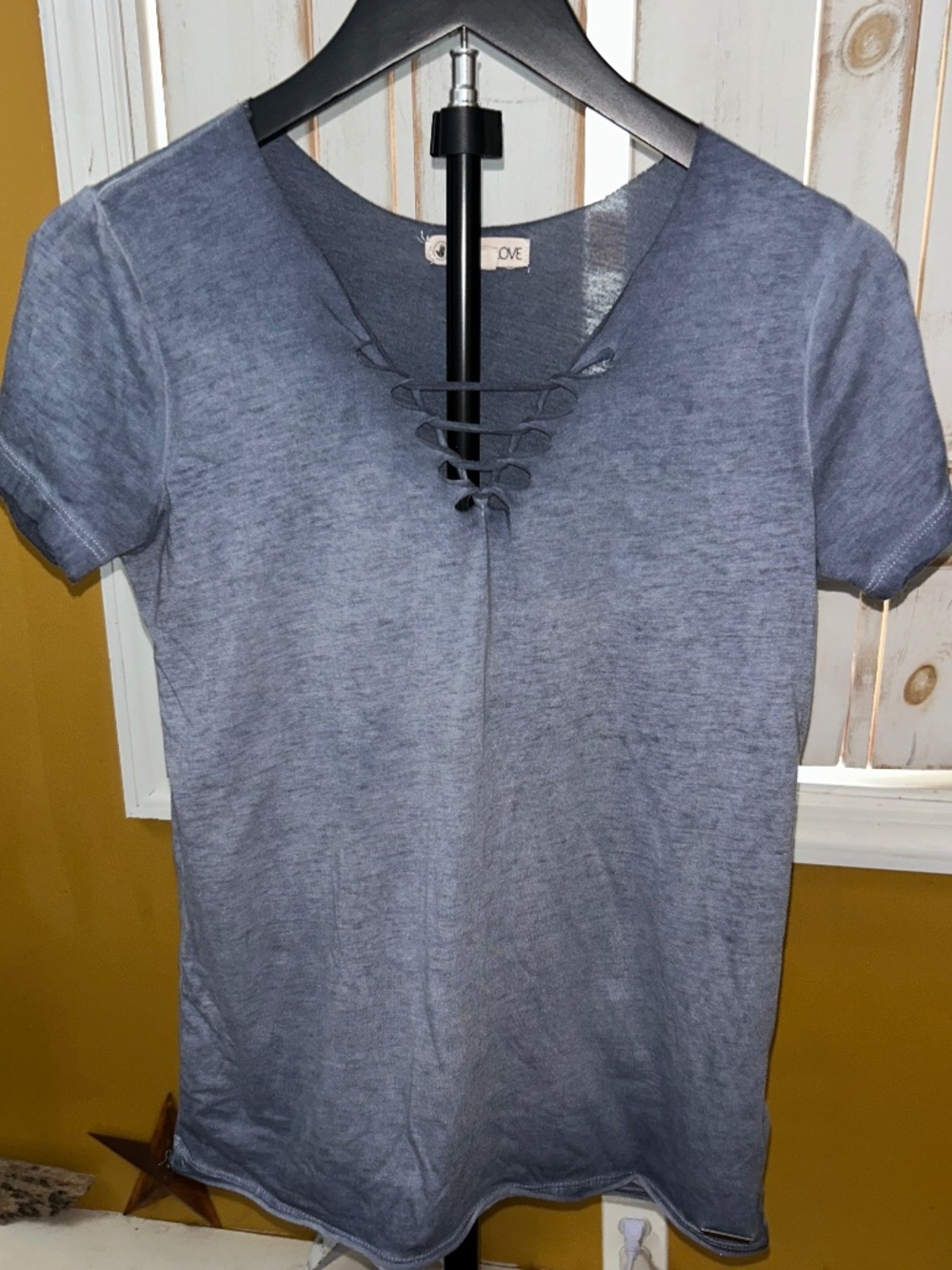 Body Glove Lace Up Front Heather Blue Tee Women's Small Short Sleeve Top